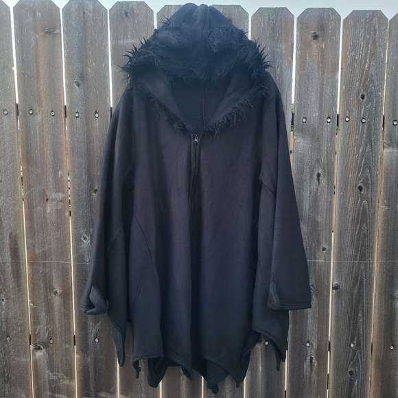 Leg Avenue Jackets & Blazers - Leg Avenue Women's Cozy Bat Jacket / Costume Black Size 3X/4X